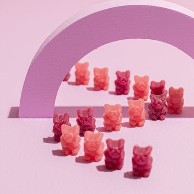 gummy bears in zig zag formation
